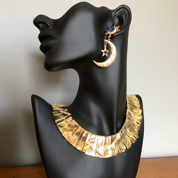 Les Bernard Jewelry - Vintage Les Bernard Gold Runway Choker